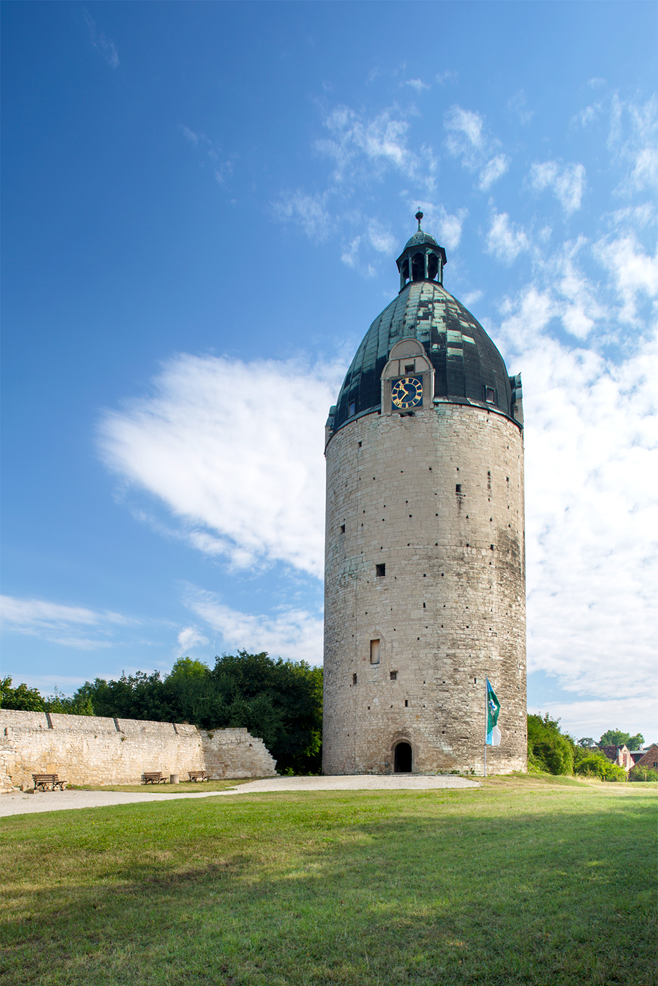 Neuenburg Castle – “Dicker Wilhelm” keep, built from 1150, Photo: C. Jann, © Kulturstiftung Sachsen-Anhalt 